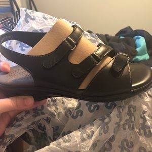 SAS COMFORT SANDALS 8.5 M🌺